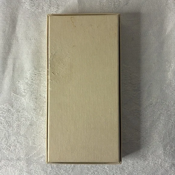 Rolex Keychain withTassel and Crown Charm - Picture 5 of 5